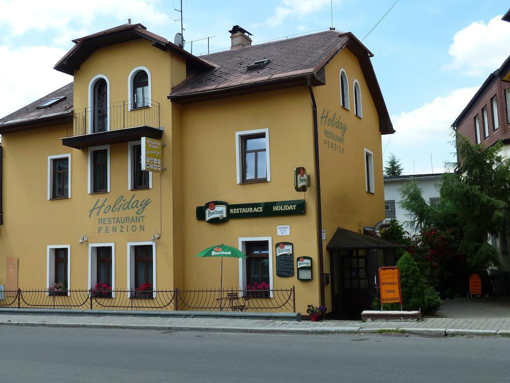 Hotel Penzion Holiday Mariánské Lázně Exterior foto